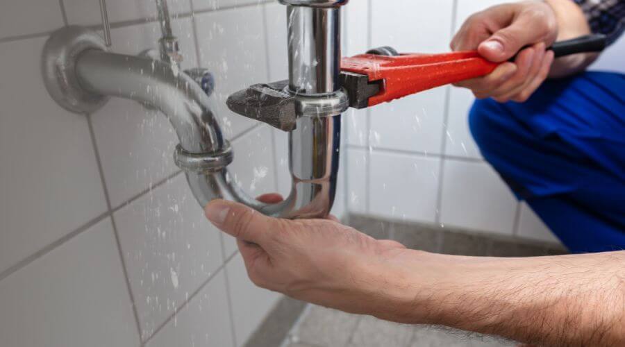 Professional emergency plumbing in Salina, KS